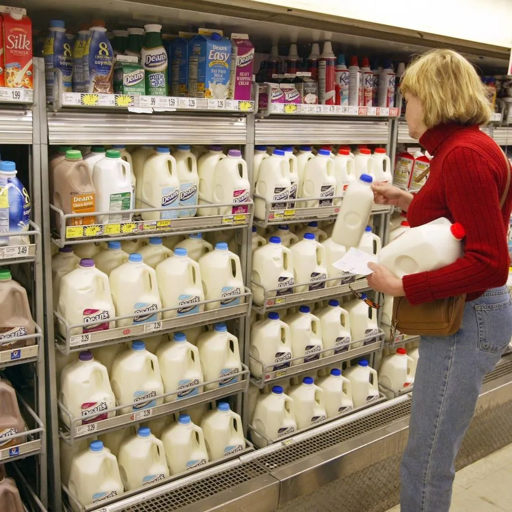 Tam Yağlı Süt Sağlıklı mı? Araştırma Sonuçları Ezberleri Bozuyor