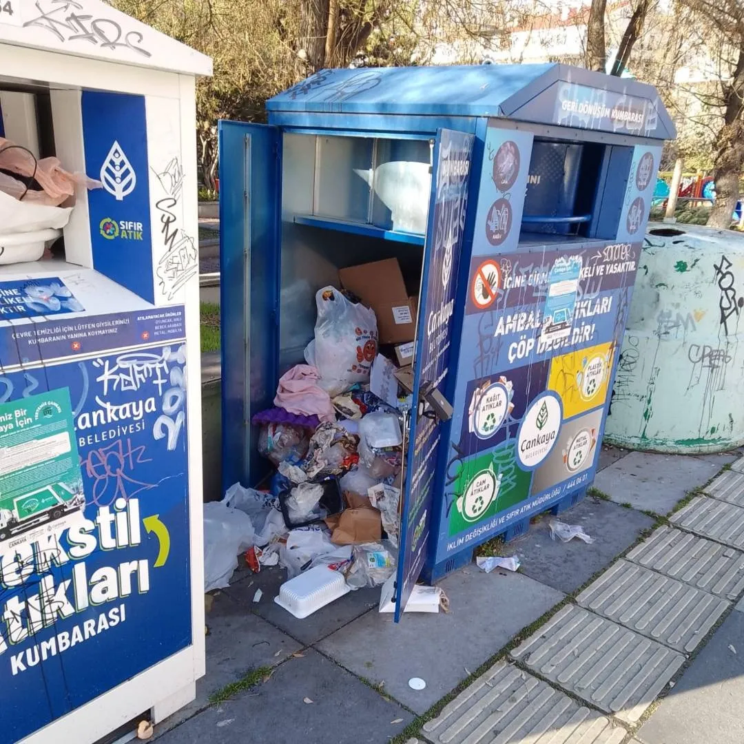 Sıfır Atık, Geri Dönüşüm ve Toplum Sağlığı: Farkındalık Neden Davranışa Dönüşmüyor?